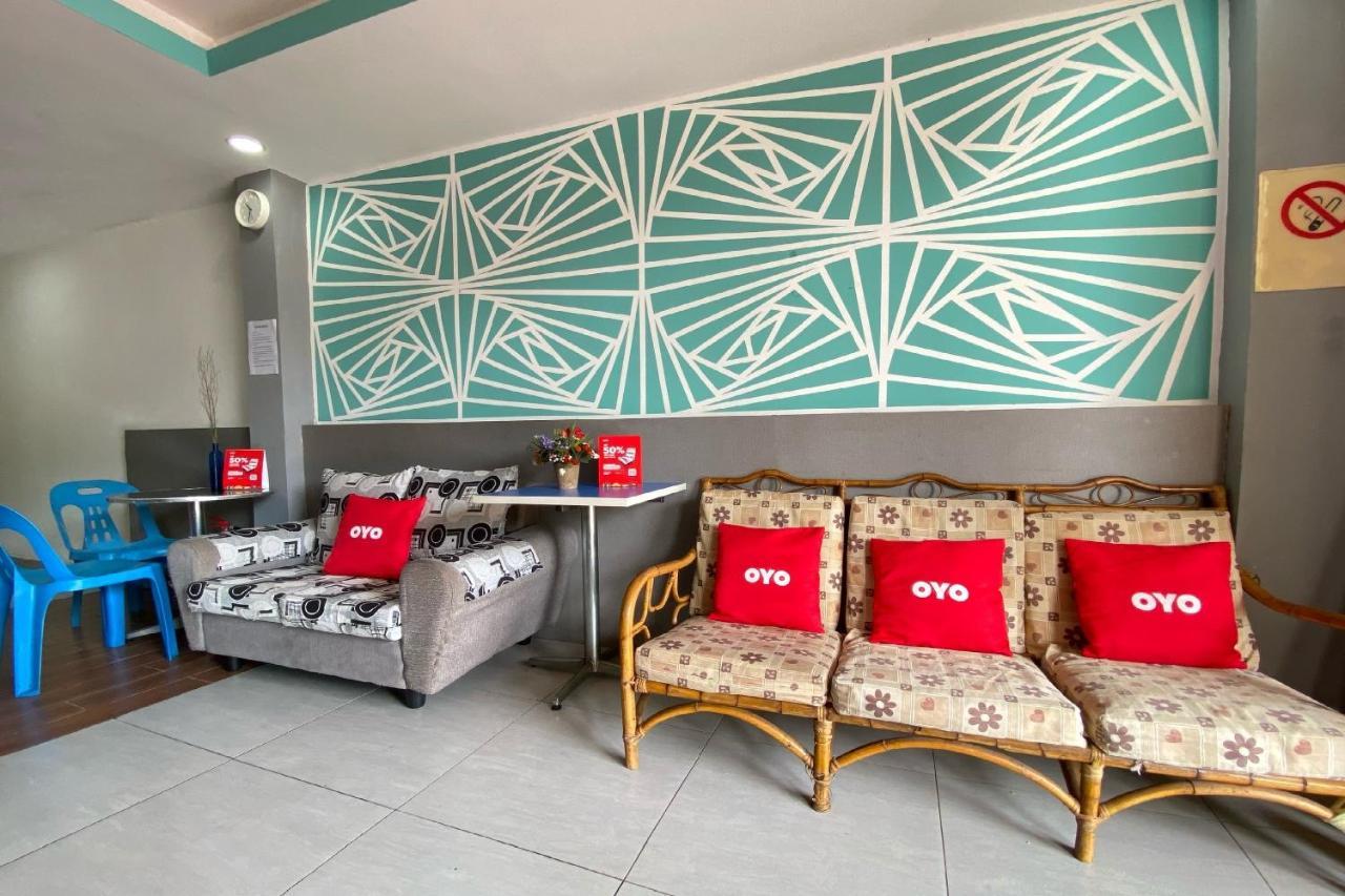 Spot On 90283 Twenty Seven Muntri Hotel Tanjung Bungah  Buitenkant foto